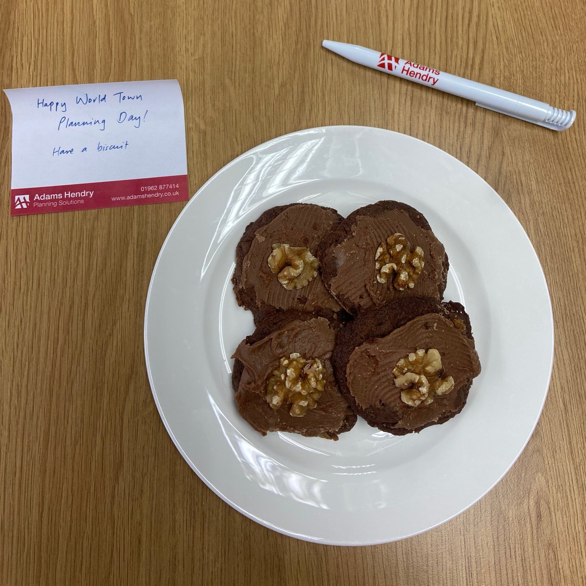 AdamsHendry's tweet photo. Happy World Town Planning Day! Our Senior planner Emily made us some New Zealand biscuits to celebrate, they got snatched up quickly!! https://t.co/6WcNx4PJc7