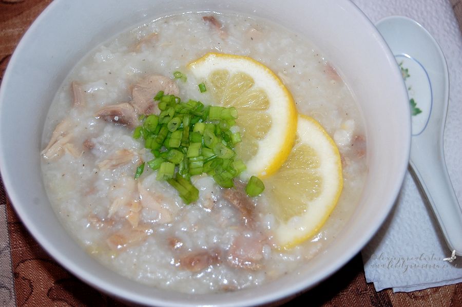DexieJaneRW's tweet photo. Aaahhhh, craving for #ArrozCaldo / #Congee right now. Might have to make some later for lunch. #Lugaw 

Chicken: https://t.co/tVDbVmWpbg
Use your Turkey leftover: https://t.co/yvPOpDtfHJ https://t.co/Vu4PJpGPvO