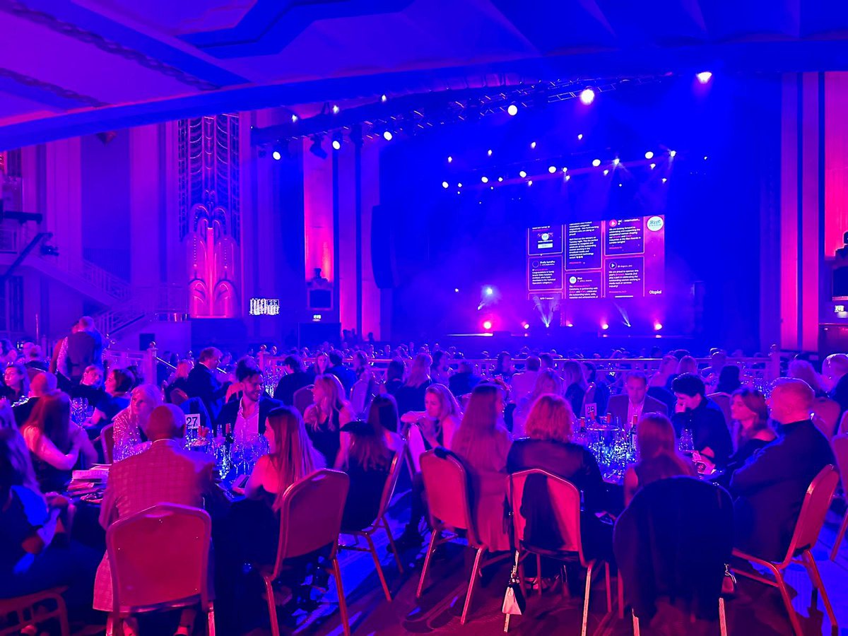 Bubble_Agency's tweet photo. 🌟 #RiseAwards2023: Celebrating extraordinary women in broadcast tech and services. Congratulations to the winners, who continue to inspire and transform our industry. 🏆🙌 @Rise_WIB @Rise_Awards #BubbleAgency #Rise #WomenInTech #WomenInBroadcasting #EmpoweringWomen 💪✨ https://t.co/9E8NODcFQy