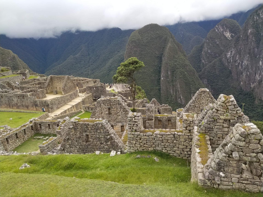 ⚡️ Join us TODAY for a Virtual Tour of Machu Picchu on Zoom! ⚡️

📅 TODAY: November 8, 2023, at 11:00 AM ET

Click the link in our bio to join us on Zoom for an adventure you won't forget! 

#MachuPicchuVirtualTour #VirtualAdventure #UnveilingThePast #perutours #perutravel