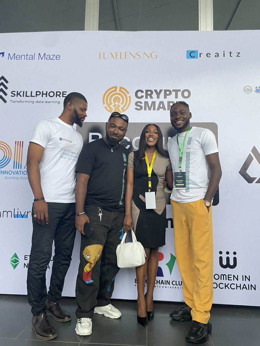 Streamlivr_App's tweet photo. Streamlivr x Borderless 🤓
Thank you to everyone who connected and joined our Community!
The Streamlivr App for Livestreaming your content will be launching soon so visit- https://t.co/Hfs0c8PRR4 to join the waitlist
#streamlivr #borderless20 #livestreaming #streamlivrapp https://t.co/jEH0hDfRy9