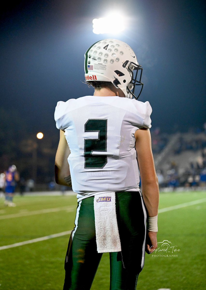 tanner_triplett's tweet photo. Proud to receive first team all district QB, Big thanks to my coaches and teammates. https://t.co/MmRP2IVwQV