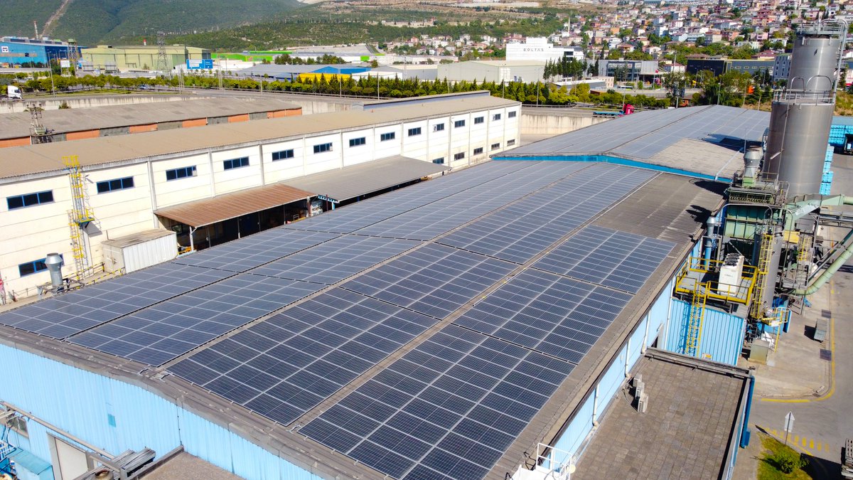 Entegro_PV's tweet photo. Kocaeli’nde bulunan Ravago Dilovası tesisi çatısına kurduğumuz 770 kWp / 750 kWe gücündeki projemiz santral kabulü yapıldıktan sonra devreye girmiştir. Yatırımcımıza hayırlı olmasını dileriz.

🔗 https://t.co/My0WPNZHq2
📞 +90 232 486 60 63

#SolarEnerji #ÇatıGES #GESProje https://t.co/pK3VB4OOTH