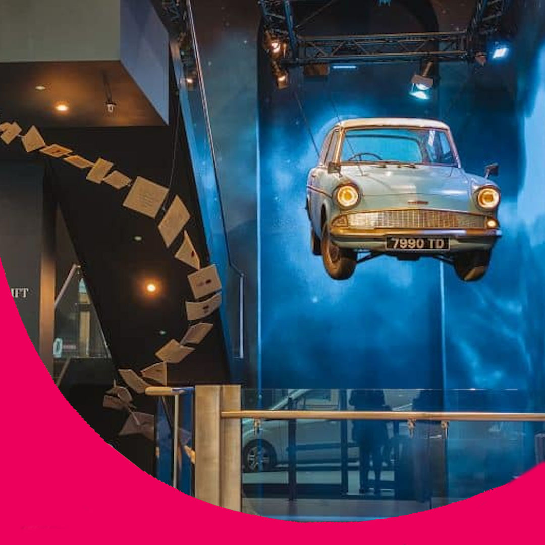 La exposición Harry Potter™: The Exhibition llega a Barcelona, y desde MarcaSfera estamos colaborando para que varios influencers nacionales "hagan su magia" promocionándola.