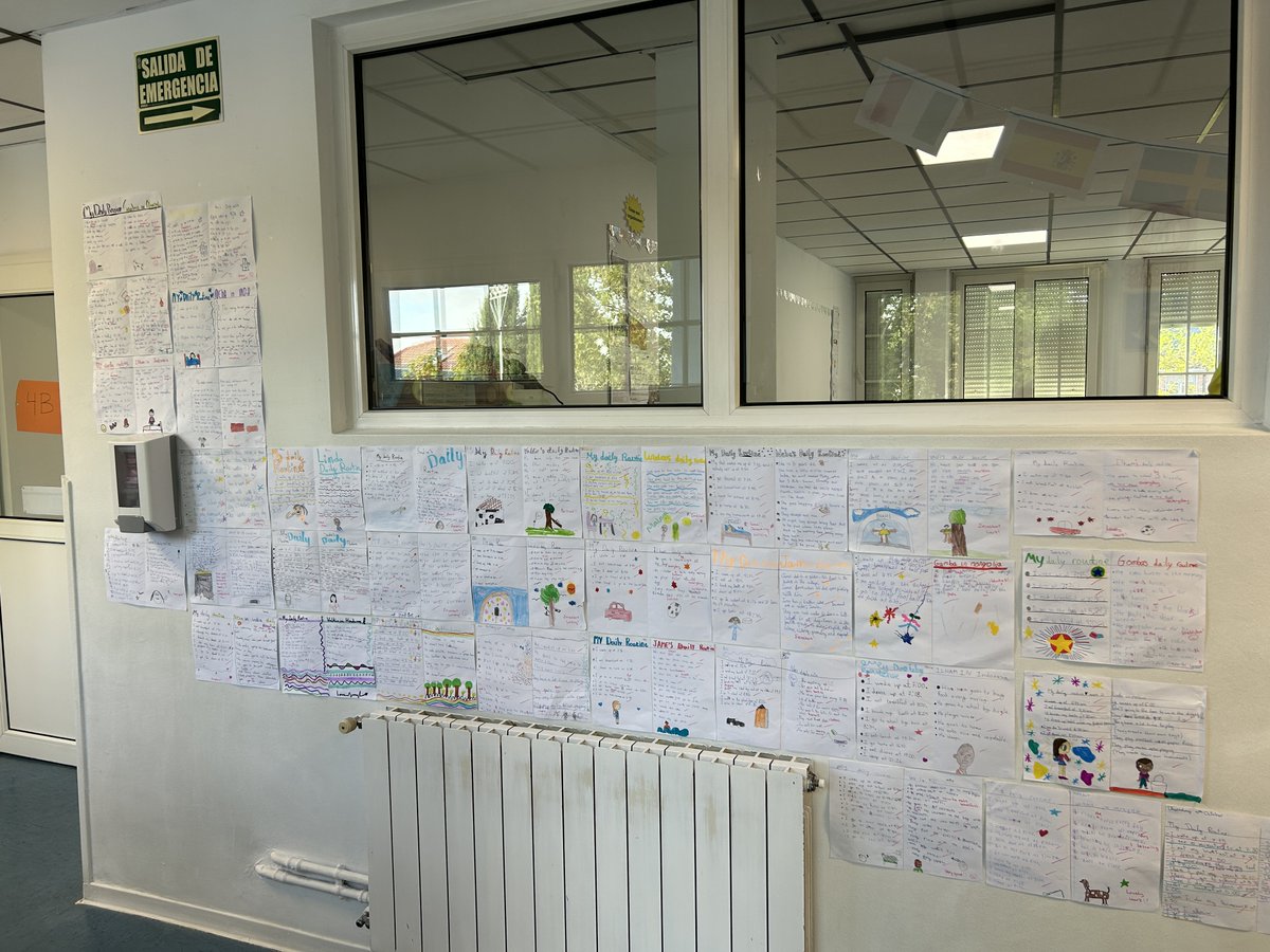 Colegio_Brains's tweet photo. Para terminar la UOI 1, los alumnos de 4to de Primaria de Brains María Lombillo reflexionaron acerca de la importancia de tener rutinas diarias. ☺️

Estos pequeños hábitos les ayuden día a día en su organización personal. 

¡Gran trabajo! 👏 https://t.co/PX8u3IG3wz
