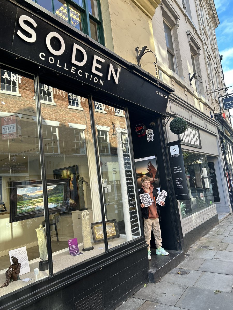 TheJoeWhale's tweet photo. So much fun placing my ‘Shadow Doodles’ last week for the new Doodle trail around Shrewsbury! Hope everyone enjoys spotting them all around town…
#doodle #art #trail #shadowdoodles #shrewsburyartstrail #sodencollection https://t.co/BdUbtdYBbZ