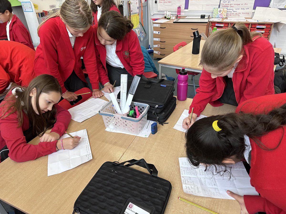 Timbercroftps's tweet image. What can 6A remember about the Circulatory System? 
#ChocolateBar #TalklessTeaching
@WallaceIsabella