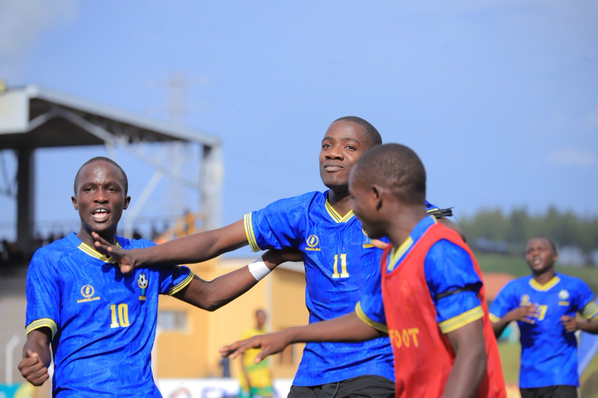 OfficialFUFA's tweet photo. Goal! Tanzania U15 (Peter Arbogasti)
48' Rwanda U15 0-2 Tanzania U15
#CECAFAU152023 | #RWATAN https://t.co/UomPeAYpQ4