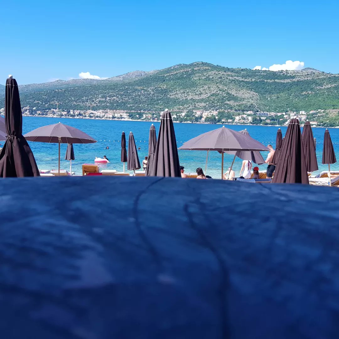 Chef_anton1o's tweet photo. I miss summer already...!⛱😎 https://t.co/JVGOZZnIzC