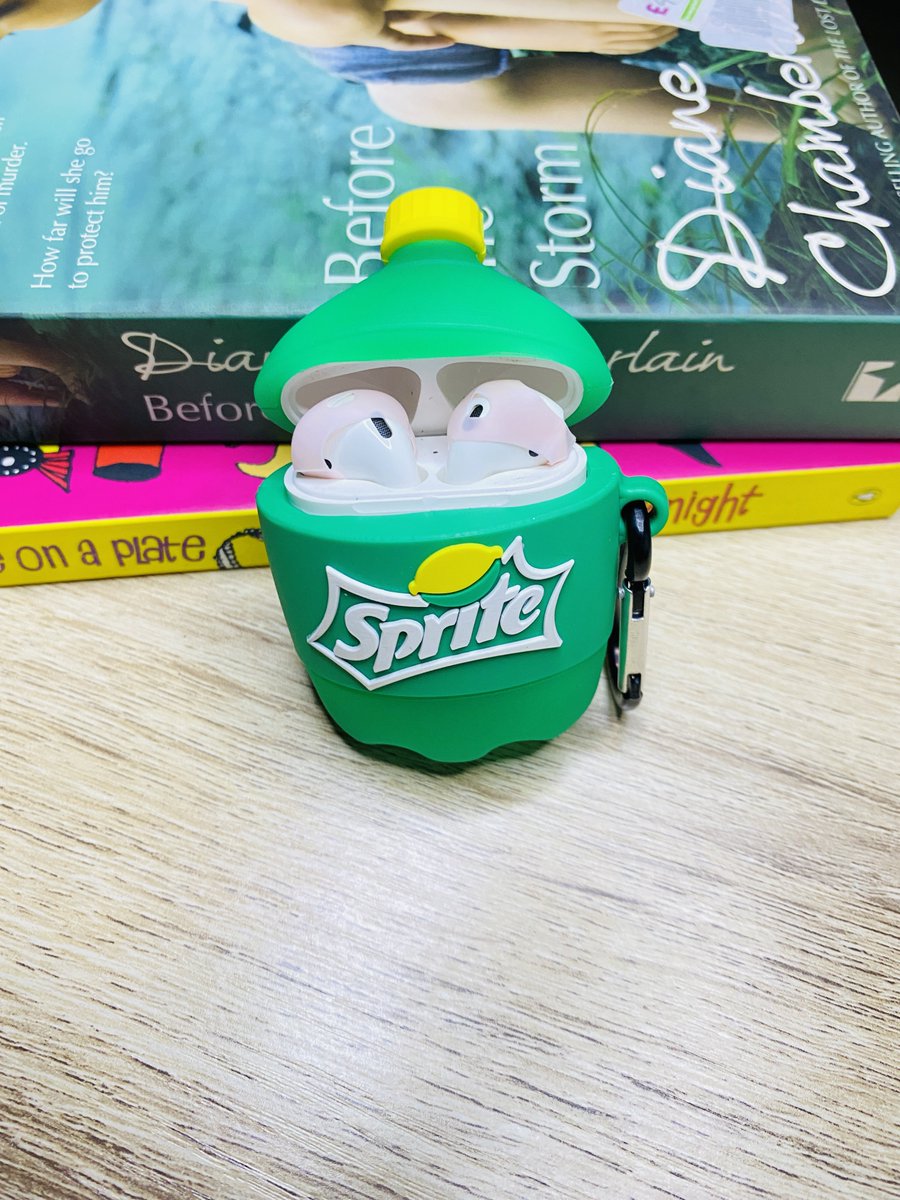JustInCaseng's tweet photo. ✨ Soda Bottle AirPods Case ✨

🏷️ NGN 2,500 only 💜

Available as seen. 

Available for AirPods 1&amp;2! https://t.co/6v6bC4lTFv
