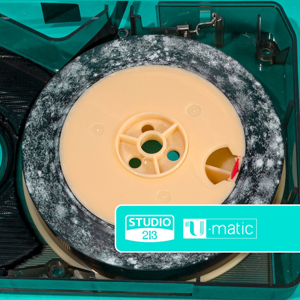 studio213uk's tweet photo. This mouldy #1970s U-matic video tape was in a very bad state, but it is now ready to be transferred to digital after careful cleaning work. #UMatic #Mould #Restoration #Video #Tape https://t.co/AJysLnGvJZ