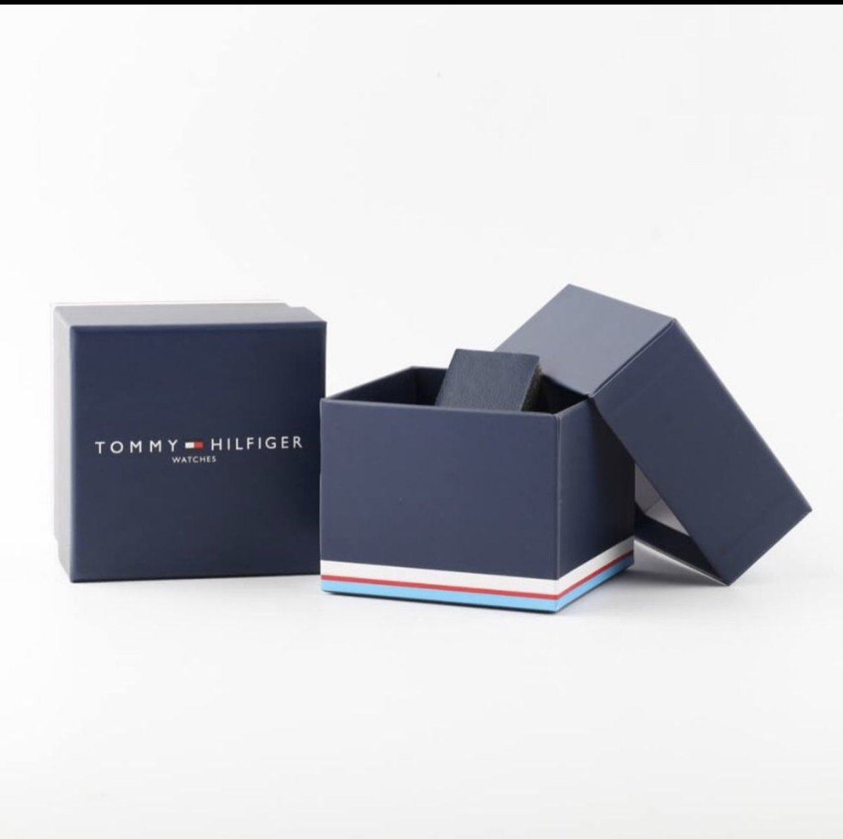 TweetTimelessE's tweet photo. For Sale: Tommy Hilfiger Women's Aria Watch 🌟

Price : €179 

#TommyHilfiger #AriaWatch #luxurywatch #womenstyle #fashionaccessories #forsale #musthave #timepiece #elegance #stylestatement https://t.co/3qw0HIYf12