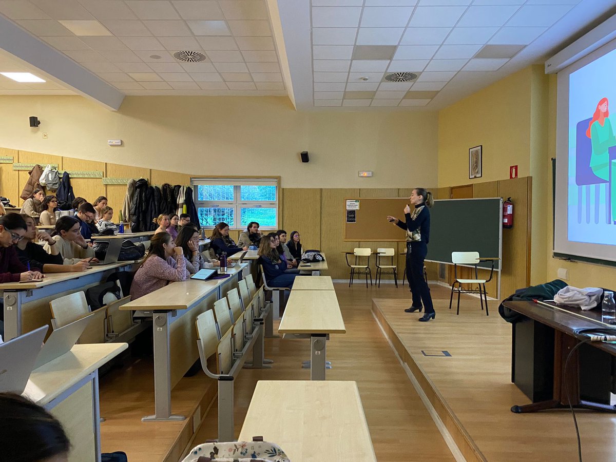 MD Asensio (@asensiomd) on Twitter photo El Lunes tuvimos la primera sesion de el Peoyecto de Innovacion decente en Medicina Uam. 100 alumnos nos acompañaron. El feedback buenisimo. Que ilusion poder participar en algo asi
<a href="/InesRPsurg/">Ines Rubio-Perez, PhD</a> <a href="/MIsabelPrieto2/">Mª Isabel Prieto</a> <a href="/uam/">maurizio</a> Vamos a formar médicos y tambien personas! El Lunes tuvimos la primera sesion de el Peoyecto de Innovacion decente en Medicina Uam. 100 alumnos nos acompañaron. El feedback buenisimo. Que ilusion poder participar en algo asi
<a href="/InesRPsurg/">Ines Rubio-Perez, PhD</a> <a href="/MIsabelPrieto2/">Mª Isabel Prieto</a> <a href="/uam/">maurizio</a> Vamos a formar médicos y tambien personas!