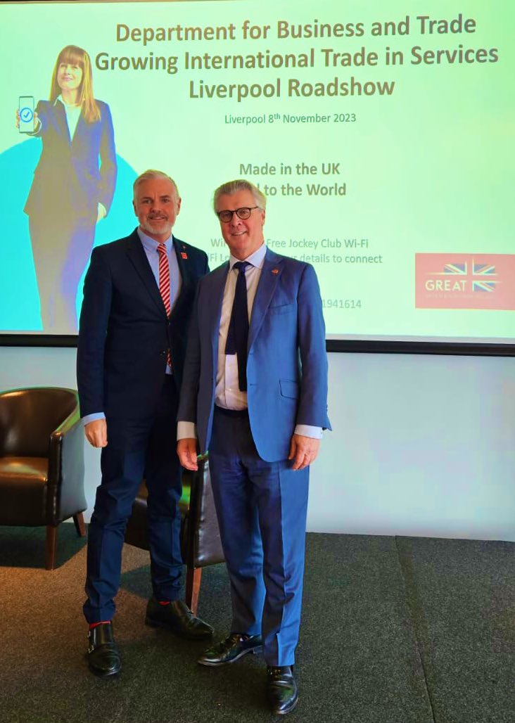 Great to catch up with Lord Offord - Minister for Exports - @biztradegovuk - in Aintree today as part of International Export Week #ITW2023 #MadeInTheUKSoldToTheWorld 🇬🇧