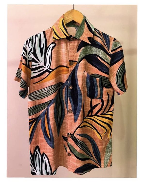 CarmenPortiIIa's tweet photo. Oi rebeldixxx,  tudo bem?
Estou vendendo essas camisas para ter $ pra ir pra SP semana que vem :)
Tenho tamanhos: PP, P, M, G e GG.
R$67,00 
Só me chamr para conferir tamanhos e cores disponíveis.
Posso fazer entrega amanhã no engenhão
Obrigada a todes e nos vemos lá!
Deem rt ♥️ https://t.co/4NSPVWNgVb