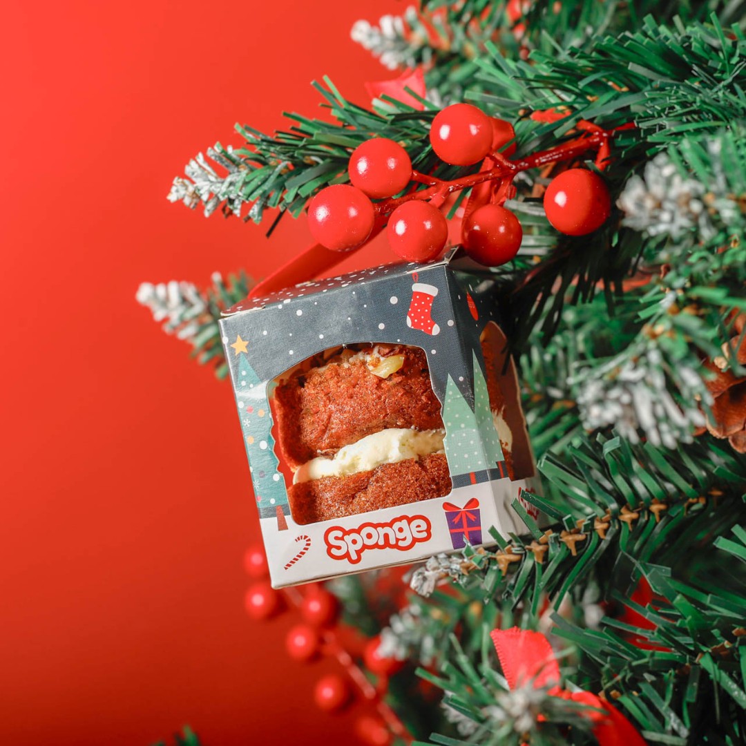 How cute are these little guys?! 🥹

Why have Chocolate tree decorations when you can have Baby Sponge cakes? 

Pre-order now: sponge.co.uk/occasions/chri…