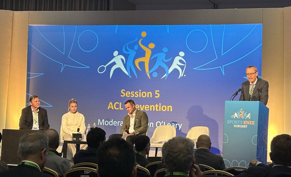 Great session on ACL injury prevention at #sportsknee23 meeting in <a href="/Edgbaston/">Edgbaston Stadium</a>. Insightful, fascinating interview with <a href="/leahcwilliamson/">Leah Williamson</a> &amp; <a href="/PhysioGaryLewin/">Gary Lewin</a> by <a href="/IamAustinHealey/">Austin Healey</a> about #aclinjury and surgery 👍 <a href="/clockworkmed/">Clockwork Medical</a>