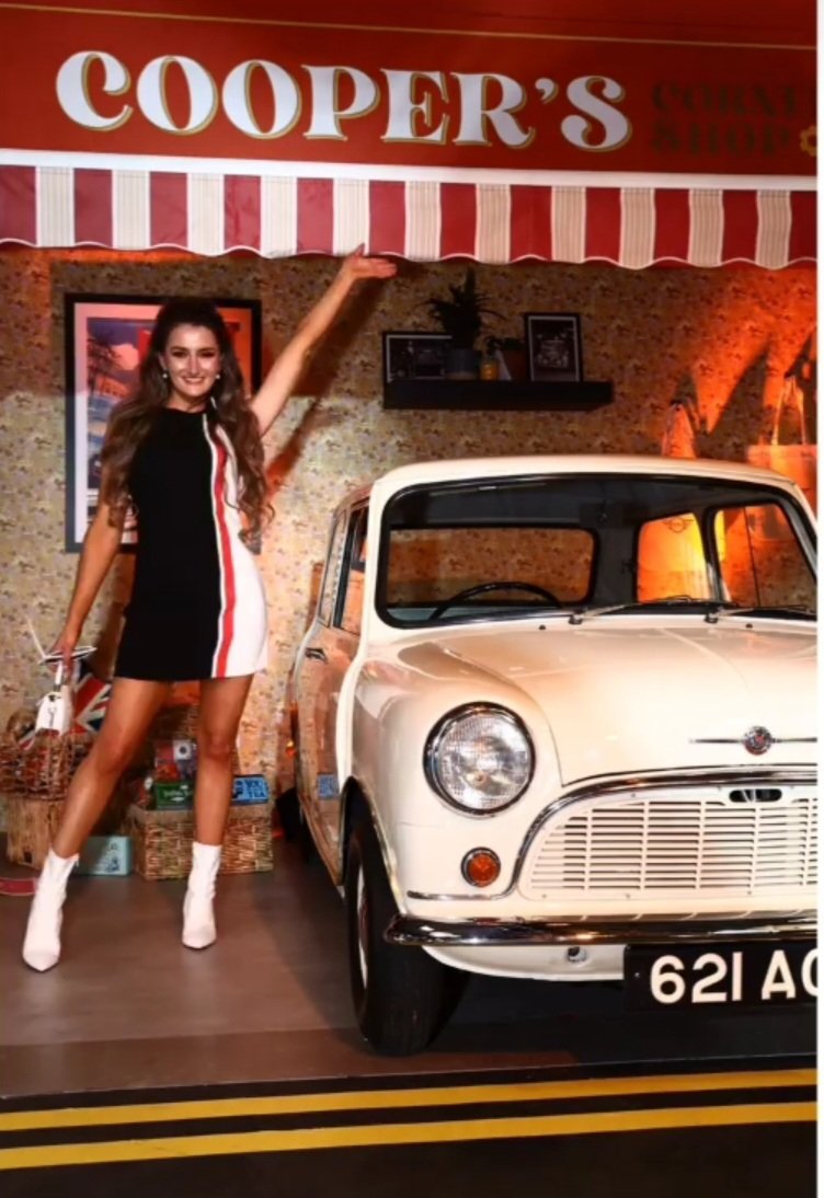 From Clementine's fab #photoshoot with a classic #mini and our classic Jackie #mod dress.

lovehermadlyboutique.com/shop/jacky

#1960sfashion #1960s #Sixties #Sixtiesdress #Mods #Modette #Model #Modstyle #Retro #Vintage