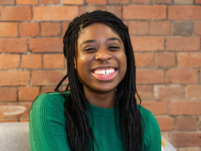 CreativeCardiff's tweet photo. In the last episode of 5 Minutes With... Erykah interviews Theatre Producer @OkaiJasmine 🎭
Jasmine shares what a producer actually does, and talks about the importance of being empowered to influence policy, particular on issues related to race - https://t.co/tueGvtxq8S https://t.co/KfHSHd5ZkV