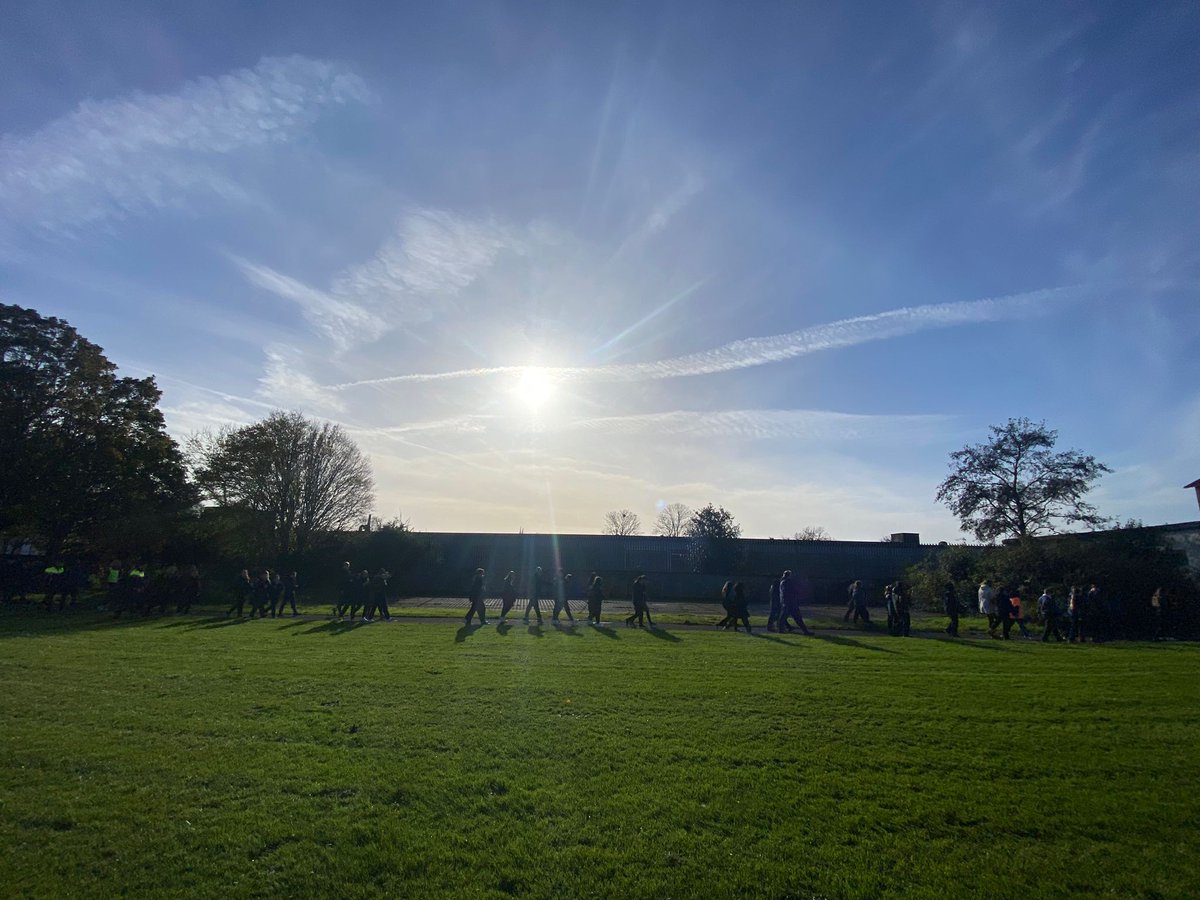 Positive vibes all around on our walk for <a href="/JigsawYMH/">JigsawYMH</a>   today.  Ellenfield Park looking great in the sunshine ☀️
#ellenfieldcc #jigsaw