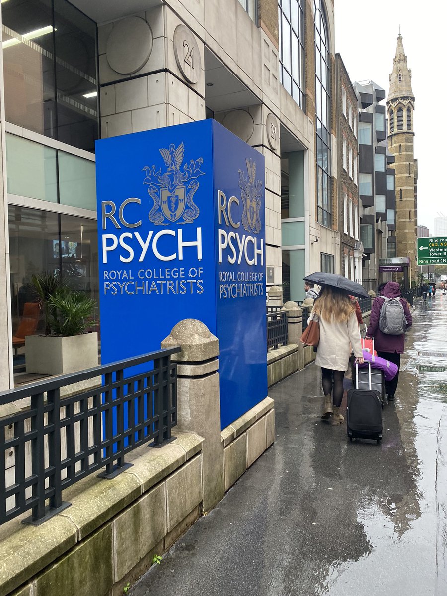 beckylycett's tweet image. RCPsych Awards about to start! @mpftnhs @CathyRiley123 @StephSY77 #RCPsychAwards2023 @rcpsych
