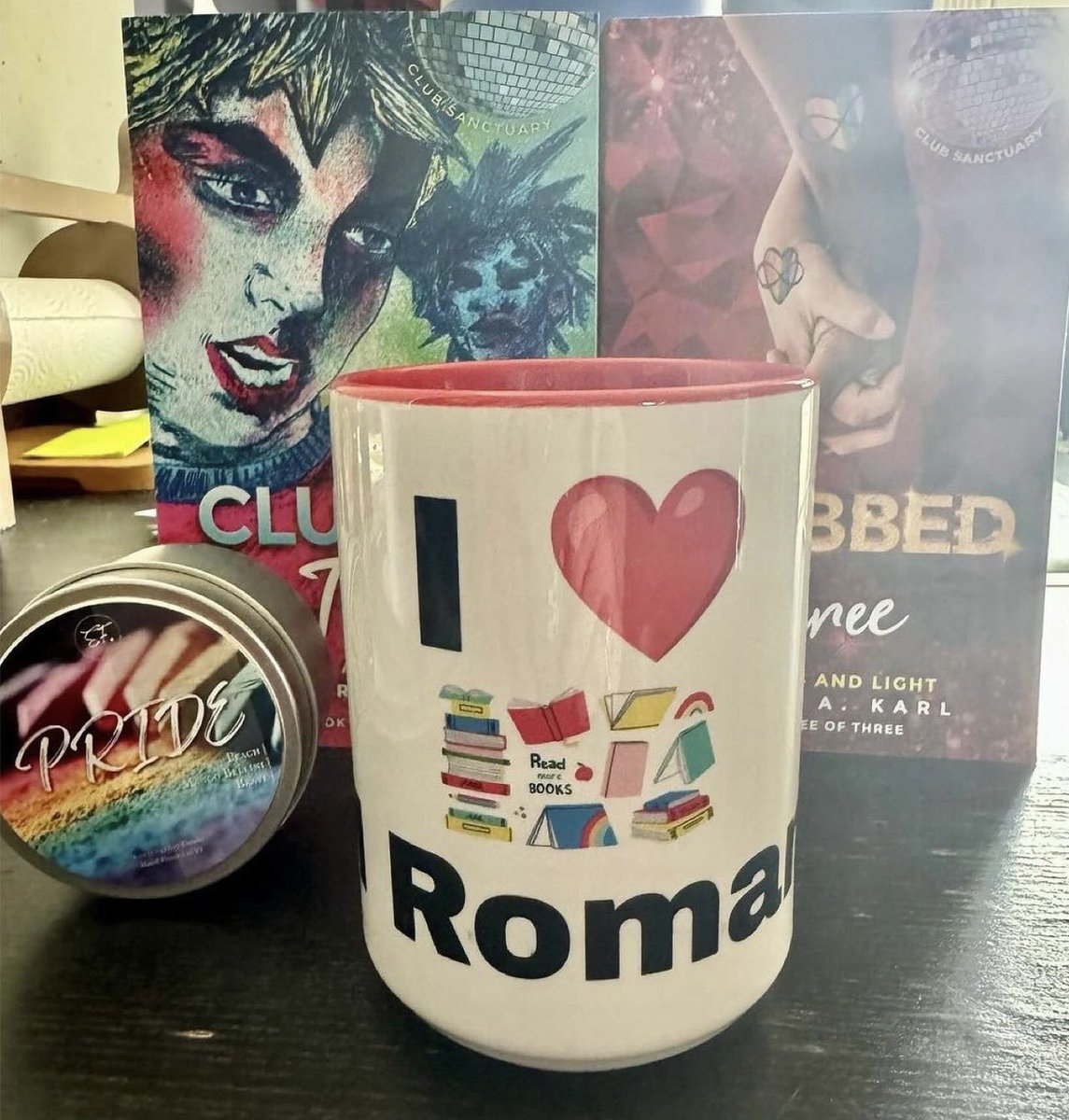 rkarl's tweet photo. Thanks to my friend on IG (rainbowromanticreader) for posting these awesome photos this morning and her support for my books and new online store: https://t.co/gsrlDVMWs6
#gaystore #gayshop #LGBTQ #mmromance https://t.co/wCnzqQUGCT