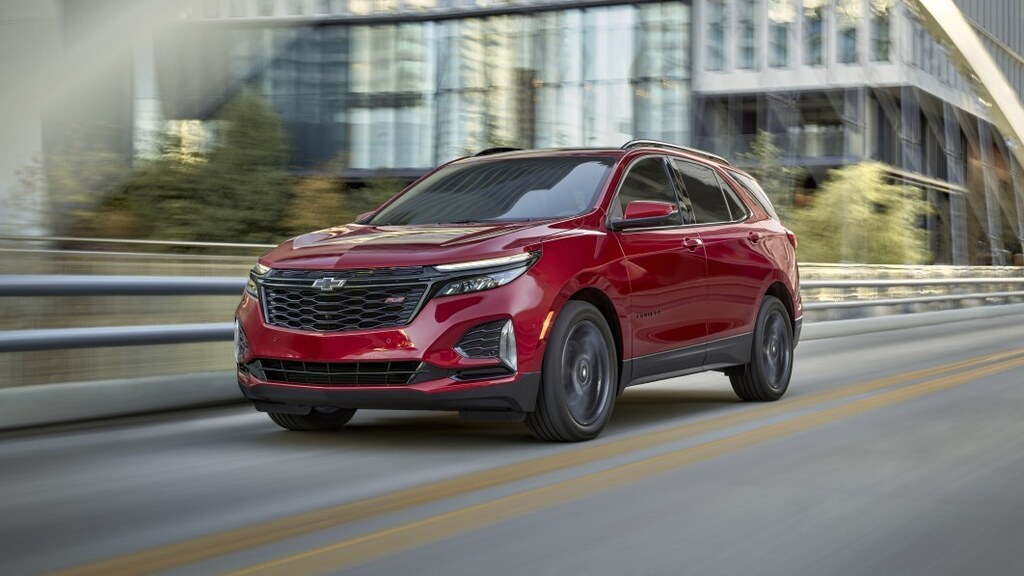 #chevrolet 2024 Chevrolet Equinox barely changes, priced about the same, too