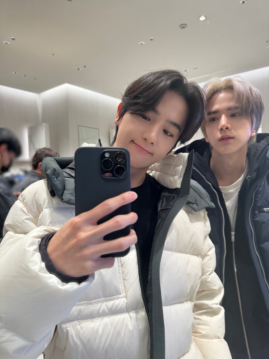 WE_THE_BOYZ's tweet image. [현재] 갑툭튀
#mooseknuckles