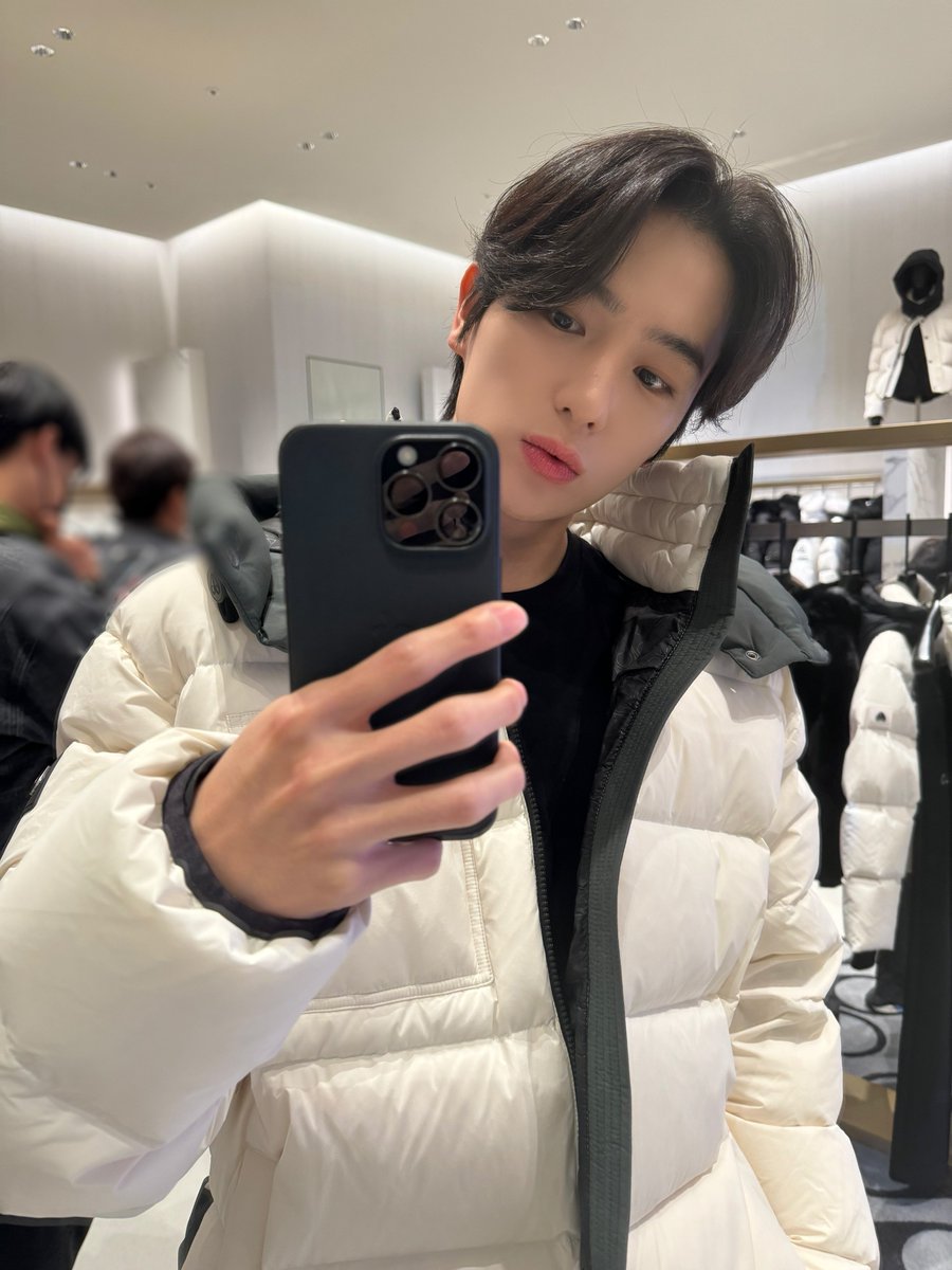 WE_THE_BOYZ's tweet image. [현재] 갑툭튀
#mooseknuckles