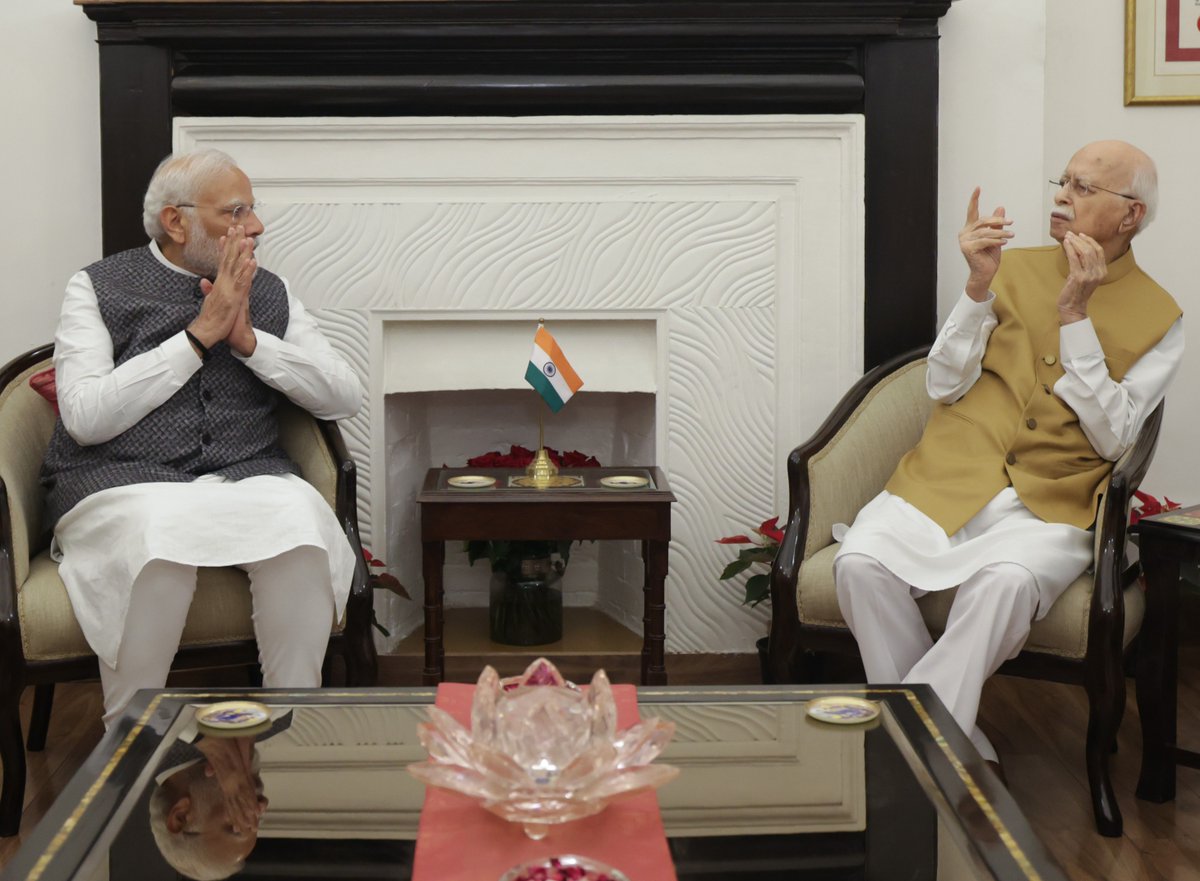 Narendra Modi tweet media