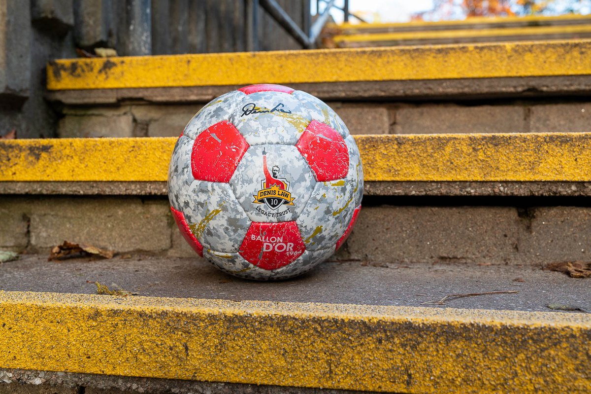 Introducing our latest #YesBallGames football! ⚽ The concept for the ball was made by Rowan McDonagh, a @RobertGordonUni Communication Design student. The ball was made by @WeAreAKUK, the world’s only not-for-profit football manufacturer👏 More: denislawlegacytrust.org/latest-news/20…