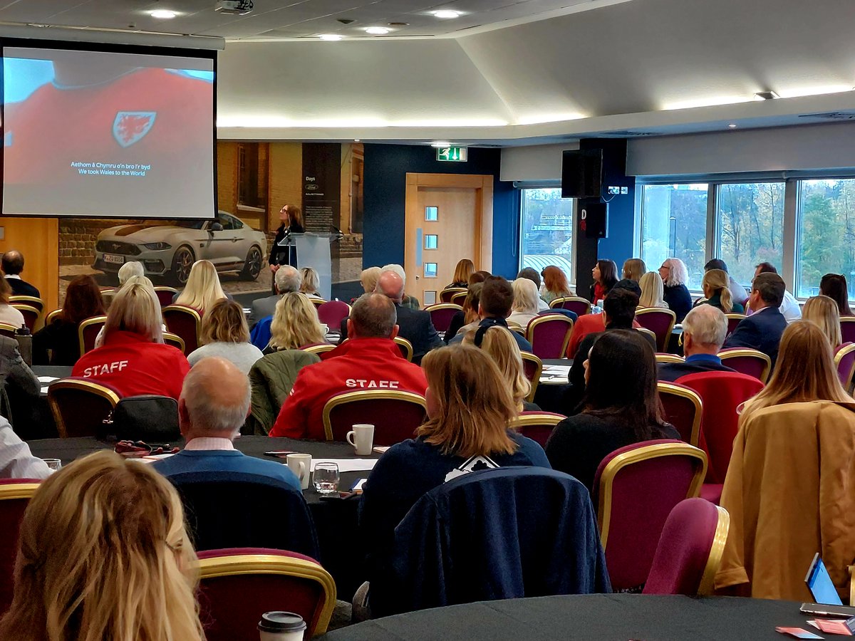 Visit Wales Biz tweet media