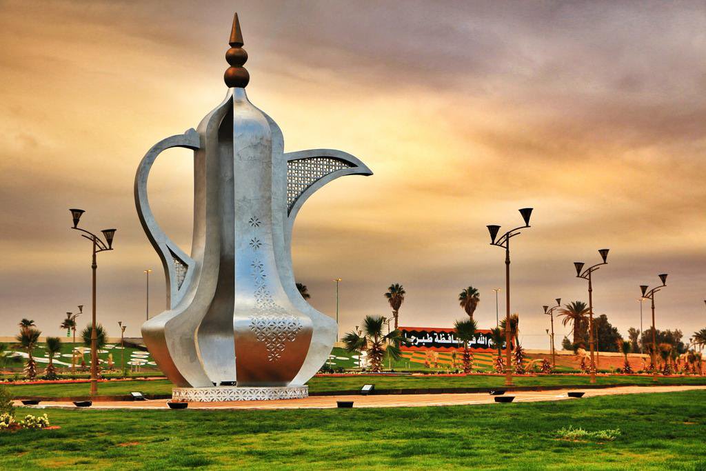 mosaed_sharari's tweet photo. اللهم لك الحمد والشكر ،، نبارك لأنفسنا صدور الأمر الملكي الكريم بالموافقة على رفع مستوى محافظة #طبرجل إلى فئة ( أ)، ونشكر قيادتنا العظيمة، وسمو أميرنا المحبوب أمير منطقة #الجوف على هذه الترقية التي ستساهم في تطوير محافظتنا الغالية. 🤝👏🌹 https://t.co/eCUeTLQxsx