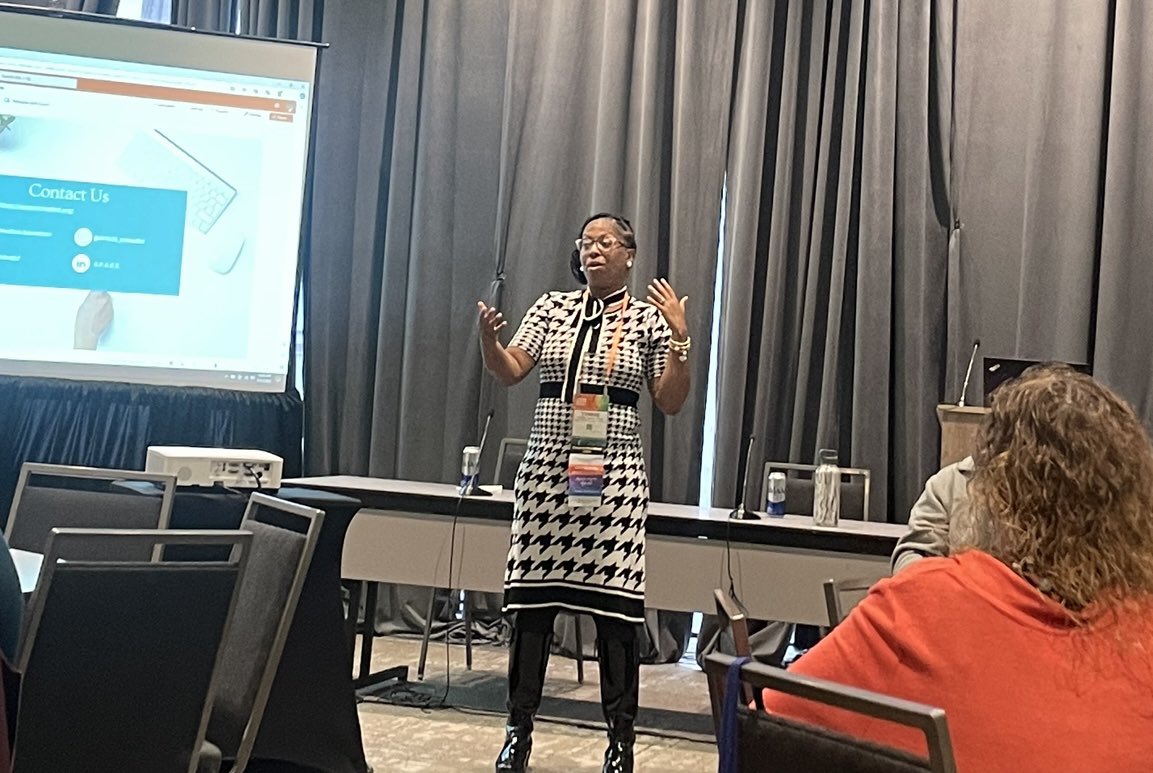 Some of our SPACE steering committee members and regional chairs gathered for our FIRST networking event at <a href="/AAMCtoday/">AAMC</a> Learn Serve Lead annual conference. 

We announced the return of <a href="/stafftrack_/">Staff Track Annual Conference</a> 2024 &amp; our own AAMC Virtual Comminity! 

Thank you to those that joined us! #AAMC23