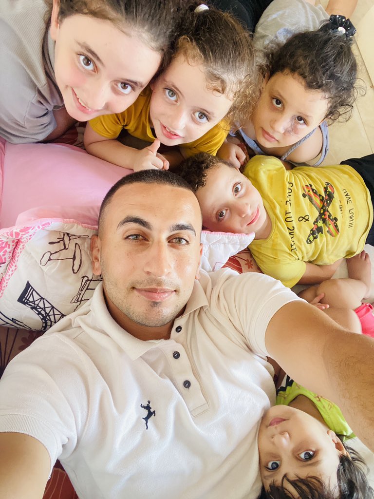saidshoaib_gaza's tweet photo. I’m not sure if we will survive until tomorrow..
#GenocideinGaza https://t.co/sY18mzbOvk