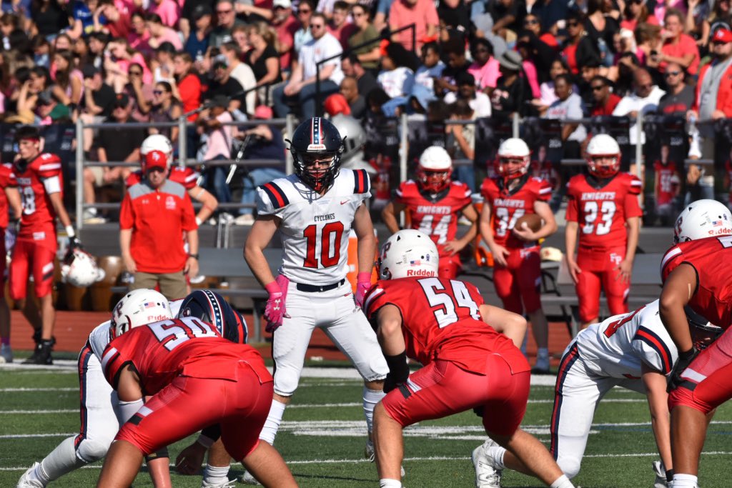 PatrickSully11's tweet photo. Finished the season with a 7-1 record took our first loss week 7 against plainedge but bounced back week 8 against floral park #rollsouth https://t.co/KyfsNvmv5j