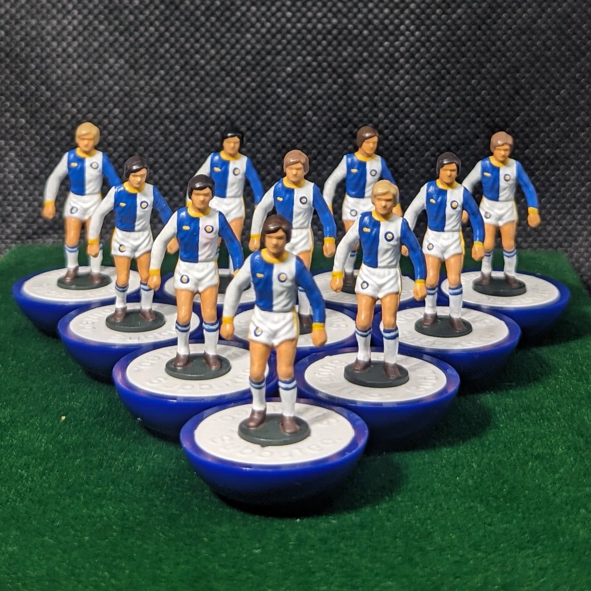 #subbuteo showcase 📸 of the day, <a href="/News_SFL/">Swiss Football League</a> giants @GCZurich_EN 💙🩶 drop me a like/repost to get my #art out there 👀🎨🖌️

#tablefootball #soccer #football #vintage #retro #hobby #photooftheday #boardgames #nostalgia