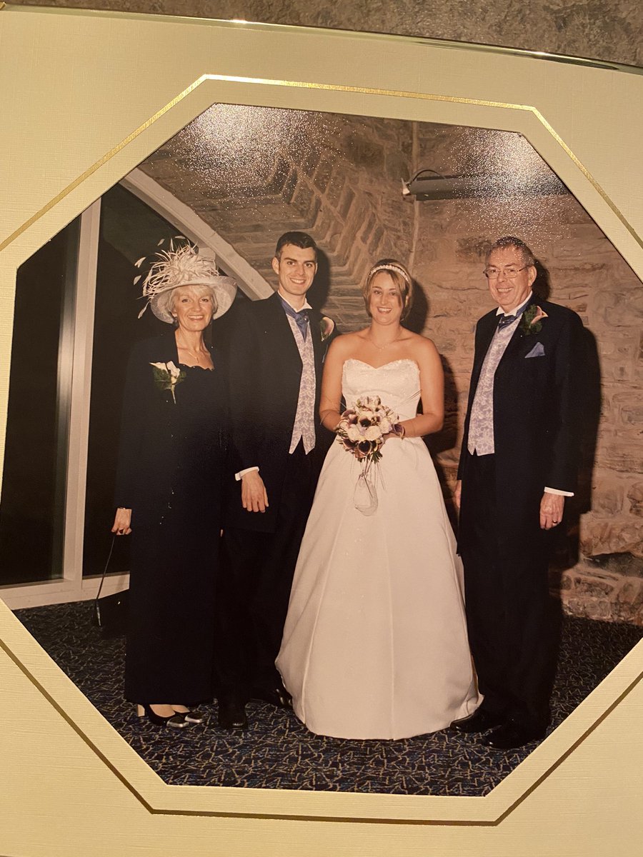 totleysnumber1's tweet photo. 20 years ago today @loadofbobyns and I tied the knot. United beat Burnley 1-0 (Tonge) I think!! 

What an unforgettable day!! https://t.co/amGvVKHKz8