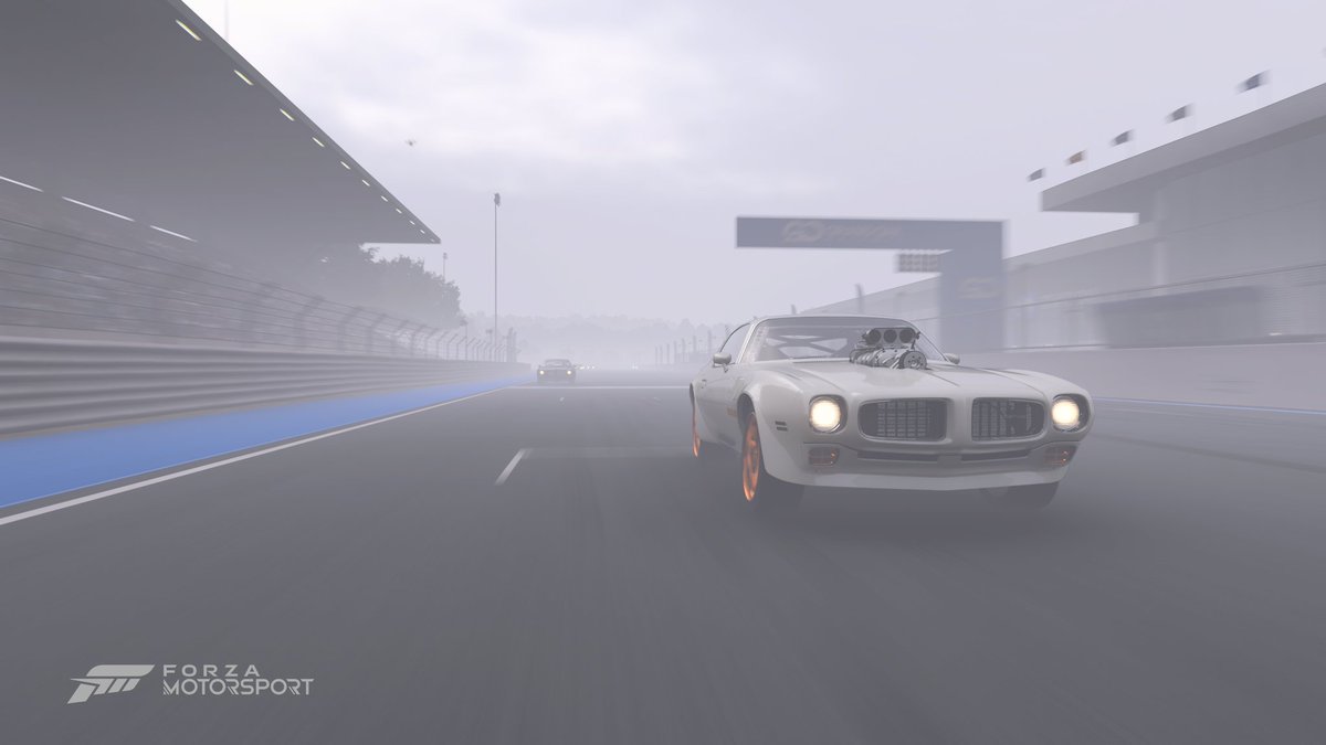 ParanoidPidgeon's tweet photo. From the fog... @ForzaMotorsport
#FMShare https://t.co/duSWcjGeqO
