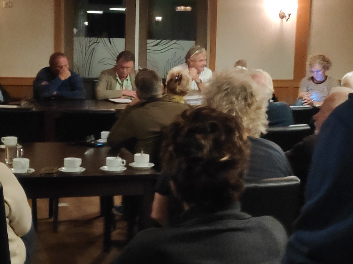teruve's tweet photo. Bijwonen van vergadering Plaatselijk Belang Dalmsholte. Mooie opkomst en veel enthousiasme. https://t.co/Zu6QUfQnBB