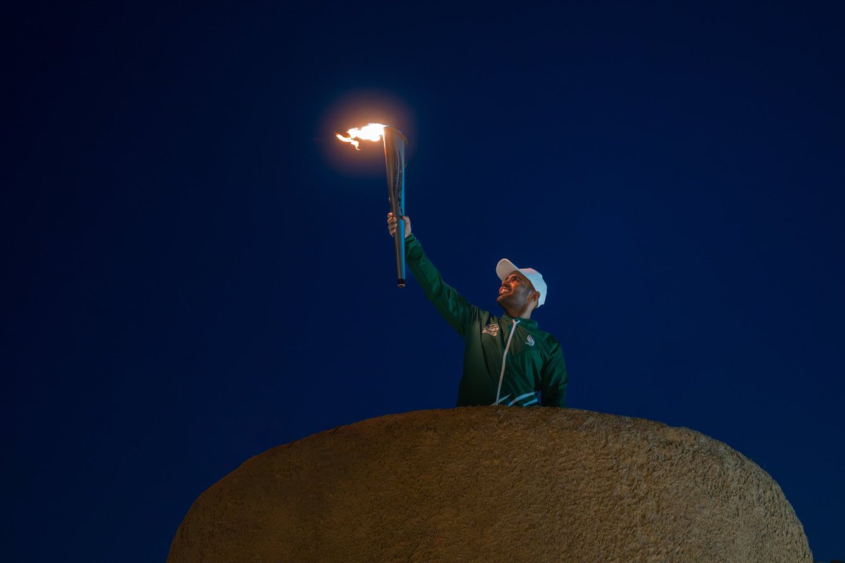 TheSaudiGames's tweet photo. الفنان والمؤلف الموسيقي عبدالله السكيتي يحمل شعلة كلها معانٍ إنسانية 🔥

📍الخبراء التراثية 

#دورة_الألعاب_السعودية #بيننا_أبطال https://t.co/vPUUpC8rWI
