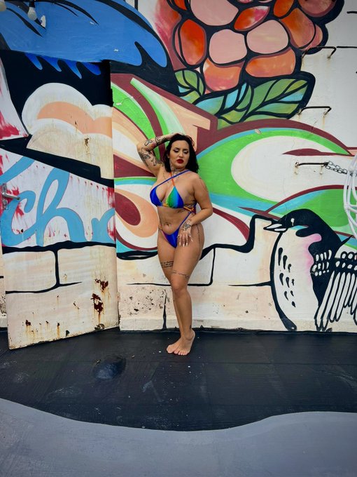 1,2 or 3 ? 🤭 https://t.co/Yy6g1n8GU4<a href="/tag/like"class="tags"><span>#like</span></a><a href="/tag/trend"class="tags"><span>#trend</span></a><a href="/tag/comments"class="tags"><span>#comments</span></a><a href="/tag/retweeet"class="tags"><span>#retweeet</span></a><a href="/tag/retweeetme"class="tags"><span>#retweeetme</span></a>