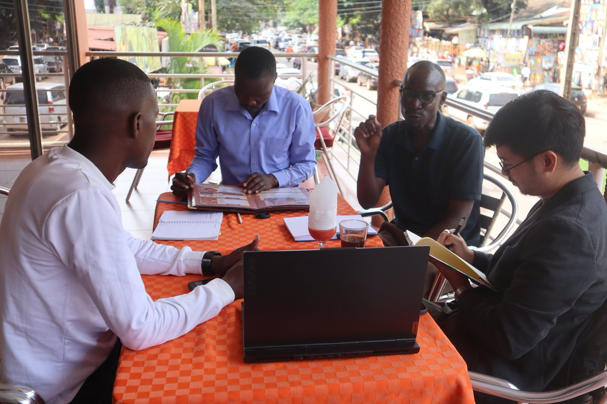 UgandaCenter's tweet photo. Today we had a fantastic discussion with @HumanistsInt representative Mr. Javan on how to foster #humanistvalues and create a more tolerant Uganda. Let's spread #reason and #empathy! https://t.co/wrgnenhjgl