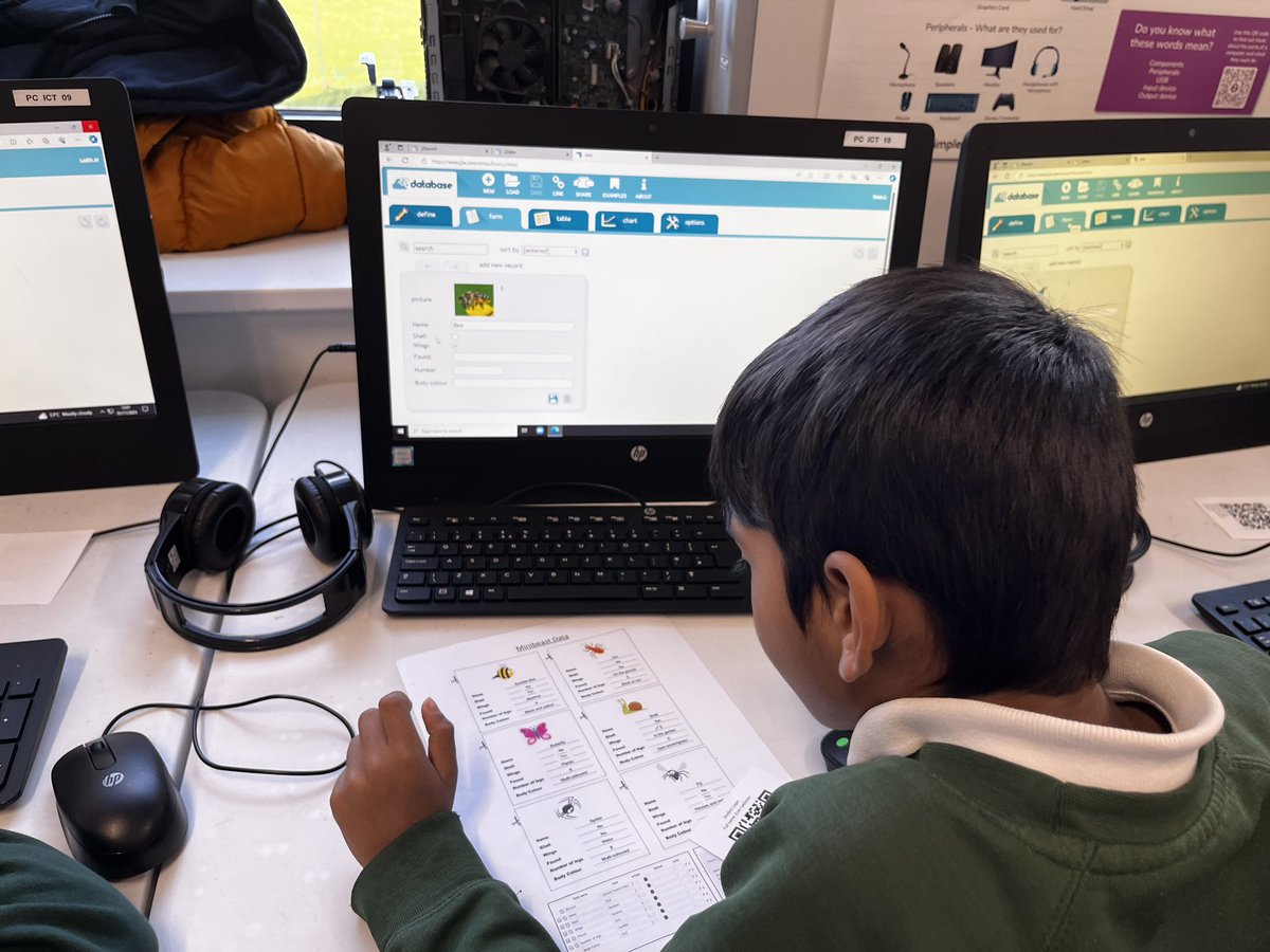 EatSleepICTRpt's tweet photo. Year 3 have been exploring databases this week using @just2easy_comβs #J2data. They compared the differences between paper and digital databases before creating their own.
Love that QR codes give them instant access and then the ability to save their work. #Just2Easy https://t.co/wOPzF82BTX