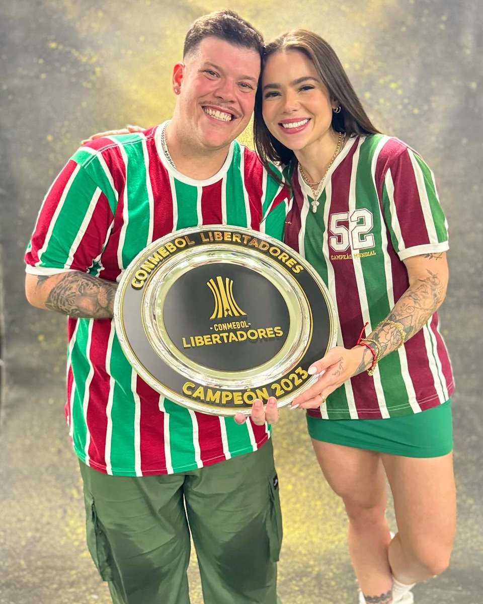 FerrugemOficial's tweet photo. Cada conquista ao seu lado tem um sabor especial e que assim seja , sempre juntos ! Te amo ♥️🤍💚 https://t.co/VIpZ7WEVjE