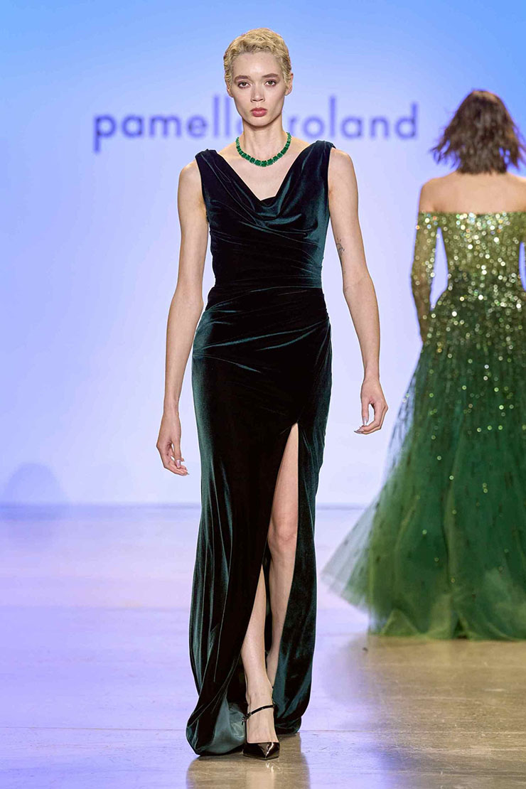 Freida Pinto Wore Pamella Roland For The Swarovski x SKIMS Celebration

redcarpet-fashionawards.com/2023/11/08/fre…