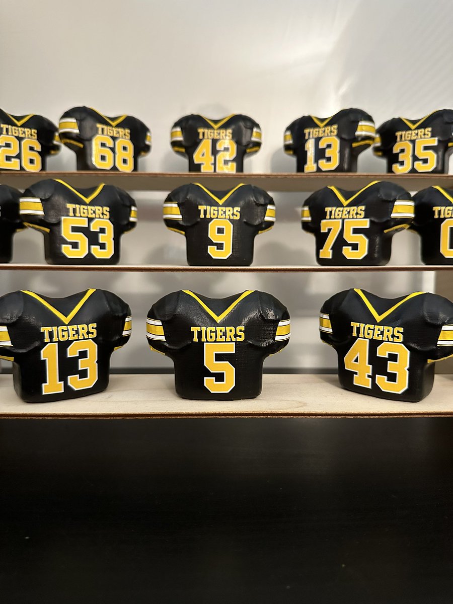 Jersey3DP's tweet photo. Still looking for that PERFECT gift for your football seniors? There’s none better than a custom 3D jersey model!

DM to get some for your school!

#highschoolfootball #FridayNightLights #seniorgift https://t.co/fjHNp4LnfW