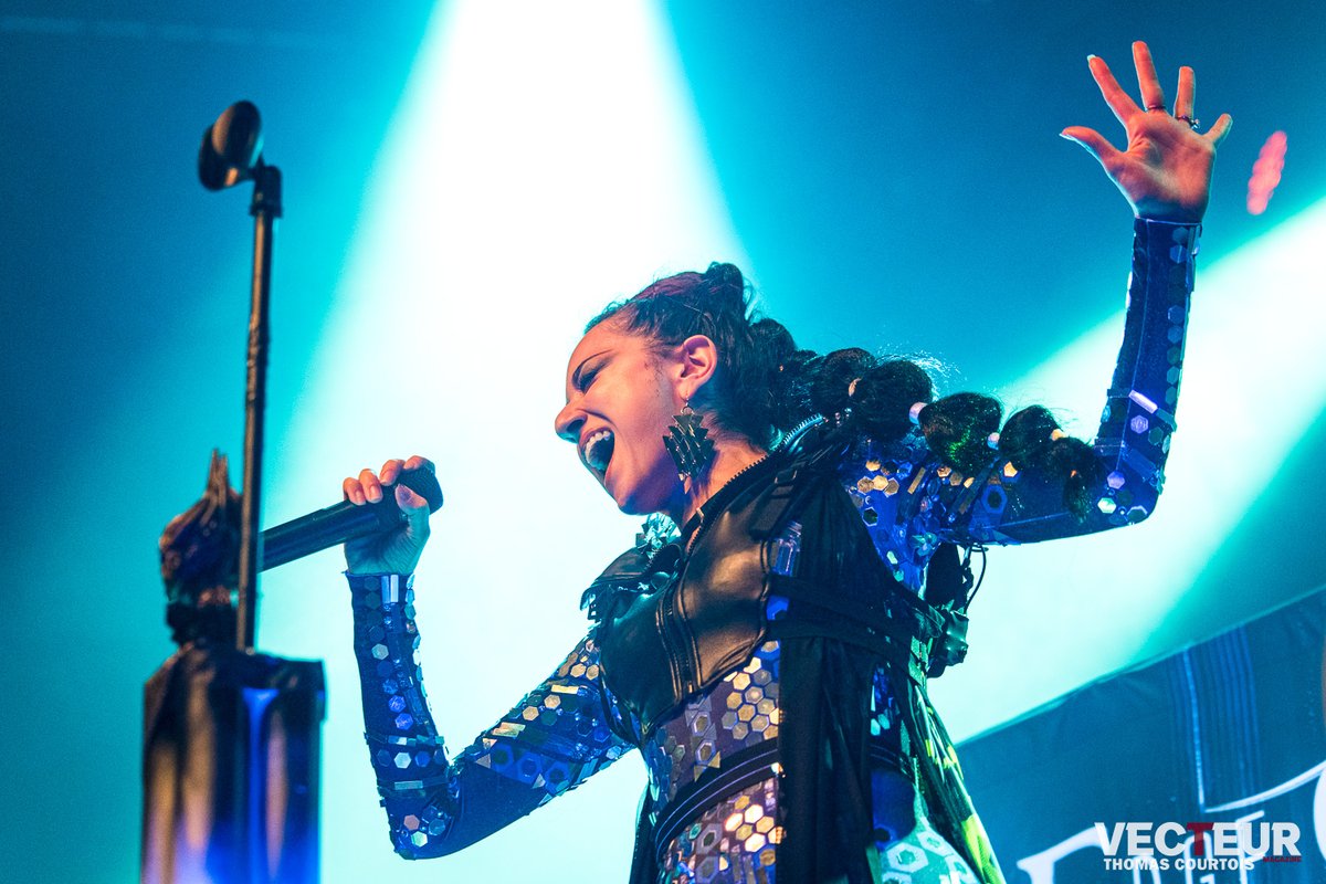 metalhoratio's tweet photo. Mesmerizing tunes and electrifying energy by @edgeofparadise at MTelus, captured through my lens. 📸 Experience the enchantment of their music through my exclusive shots! 🎶🤘 #EdgeOfParadise #MTelus #LiveMusic #MusicPhotography #CaptivatingMoments https://t.co/5Inf1HAqKs