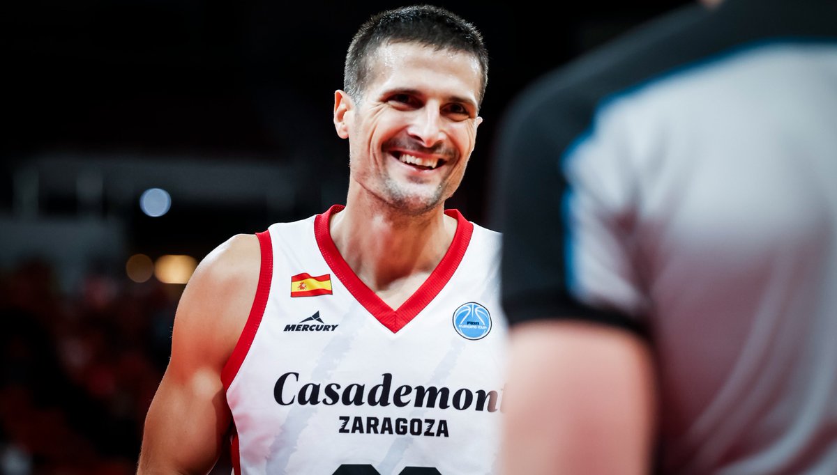 😁 Esa sonrisita que se escapa cuando jugamos en el Felipe

#FIBAEuropeCup