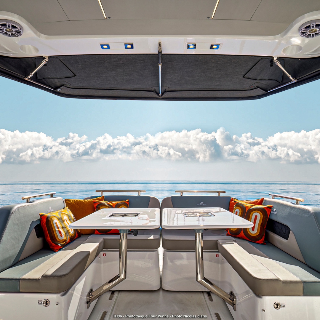 FourWinnsBoats's tweet photo. Seating with a glorious view!
Discover the brand new Four Winns #TH36. Enjoy comfortable beds, plenty of storage space, and so much more! Learn more here: https://t.co/stXBXVyoy5
#FourWinnsBoats #TheFinerSideOfLife #IconicBoats #BoatingWithFriends #InboardBoat #OutboardBoat https://t.co/upv1TvznvV